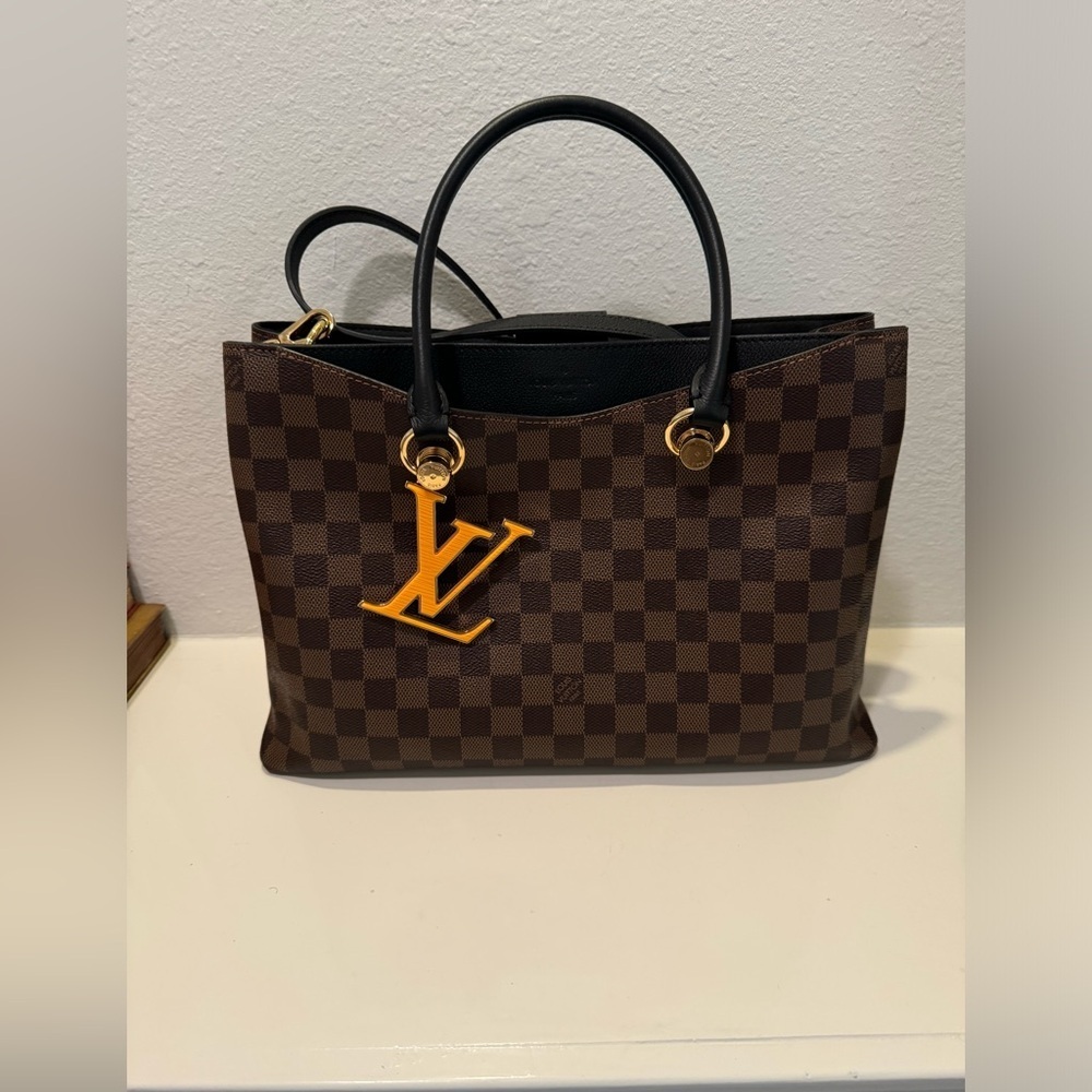 Authentic Louis Vuitton Damier Ebene LV Riverside Tote